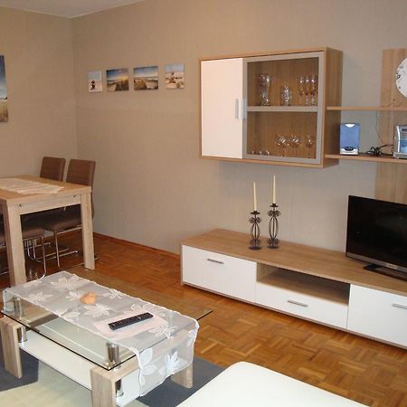 אמורבאך Ferienwohnung Am Eck מראה חיצוני תמונה